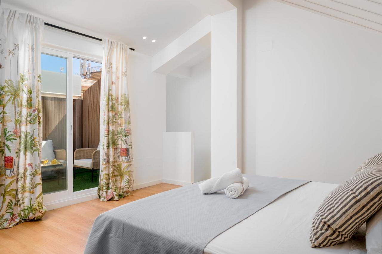 Atico Plaza Del Teatro 3 Habitaciones Málaga Dış mekan fotoğraf